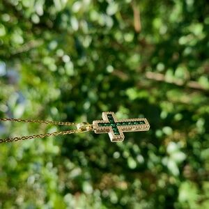 Emerald Green Cross SSteel Necklace